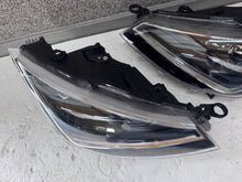Load image into Gallery viewer, Frontscheinwerfer Seat Ibiza I 6F1941007C 6F1941774A Ein Satz Headlight SCH4768634877kv