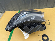 Laden Sie das Bild in den Galerie-Viewer, Frontscheinwerfer Hyundai Kona HF92112010 Full LED Links Scheinwerfer Headlight SCH4770188041up