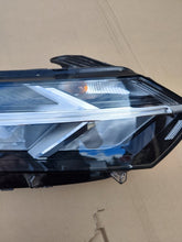 Laden Sie das Bild in den Galerie-Viewer, Frontscheinwerfer Dacia Sandero III Jogger 260101940R Full LED Rechts Headlight SCH4776710770op