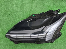 Laden Sie das Bild in den Galerie-Viewer, Frontscheinwerfer Volvo 32450062 Links Scheinwerfer Headlight SCH4777609690cd