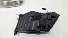 Laden Sie das Bild in den Galerie-Viewer, Frontscheinwerfer Dodge Ram 1500 6800148AC Ein Stück (Rechts oder Links) SCH4787222185xf