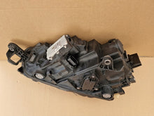 Laden Sie das Bild in den Galerie-Viewer, Frontscheinwerfer Skoda Scala 657941016A Rechts Scheinwerfer Headlight SCH4794280744jf