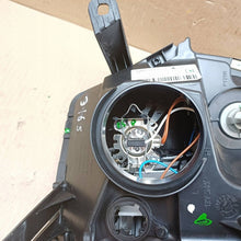 Laden Sie das Bild in den Galerie-Viewer, Frontscheinwerfer Dacia Duster 260606709R 1305237235 Links Headlight SCH4800010612be