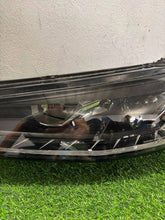 Load image into Gallery viewer, Frontscheinwerfer Skoda Fabia 6VB941015A LED Links Scheinwerfer Headlight SCH4802192863hx