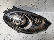 Laden Sie das Bild in den Galerie-Viewer, Frontscheinwerfer Porsche Macan 95b 95B941032CQ Xenon Rechts Headlight SCH4805266652ix