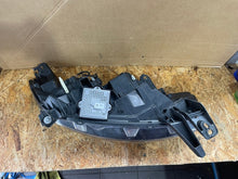 Laden Sie das Bild in den Galerie-Viewer, Frontscheinwerfer Renault Espace V 260608372R Links Scheinwerfer Headlight SCH4814657180uj