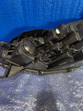 Load image into Gallery viewer, Frontscheinwerfer Mg 100-40152 Rechts Scheinwerfer Headlight SCH4816479414lo