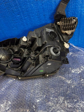 Load image into Gallery viewer, Frontscheinwerfer Mg 100-40152 Rechts Scheinwerfer Headlight SCH4816479414lo