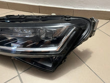 Laden Sie das Bild in den Galerie-Viewer, Frontscheinwerfer Skoda Superb III 3V1941015E Full LED Links Headlight SCH4818810176rt