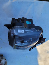Load image into Gallery viewer, Frontscheinwerfer Hyundai Tucson 92101N7600 Links Scheinwerfer Headlight SCH4828932434zm