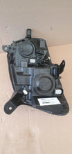 Load image into Gallery viewer, Frontscheinwerfer Renault Sandero II 260100437R Rechts Scheinwerfer Headlight SCH4832153411in