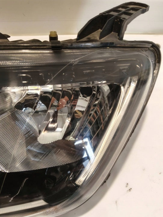 Frontscheinwerfer Dacia Duster 260609367R Links Scheinwerfer Headlight SCH4833799001tb