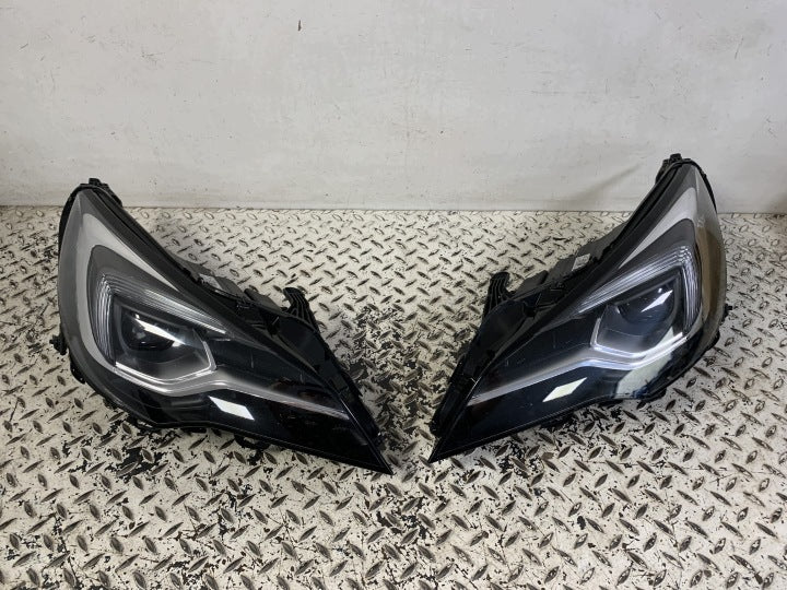 Frontscheinwerfer Opel Astra 39055745 39055746 Ein Satz Scheinwerfer Headlight SCH4837107620hr