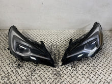 Laden Sie das Bild in den Galerie-Viewer, Frontscheinwerfer Opel Astra 39055745 39055746 Ein Satz Scheinwerfer Headlight SCH4837107620hr