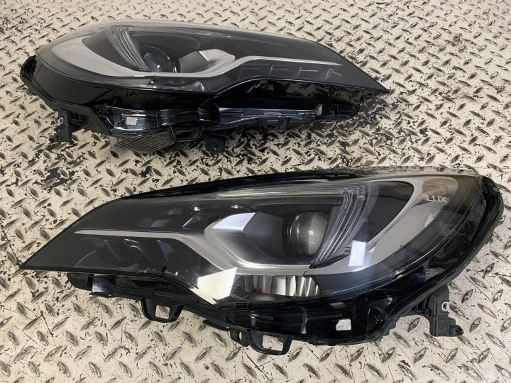 Frontscheinwerfer Opel Astra 39055745 39055746 Ein Satz Scheinwerfer Headlight SCH4837107620hr