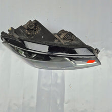 Laden Sie das Bild in den Galerie-Viewer, Frontscheinwerfer VW Caddy 2K1941016B Rechts Scheinwerfer Headlight SCH4847147500ts