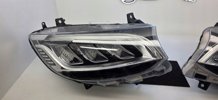 Frontscheinwerfer Mercedes-Benz Sprinter A9109068900 Full LED Ein Satz Headlight SCH4851882158np