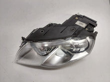 Laden Sie das Bild in den Galerie-Viewer, Frontscheinwerfer VW Passat 3C0941751D Links Scheinwerfer Headlight SCH4852703571rj