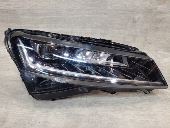 Frontscheinwerfer Skoda Superb III 3V1941016E Rechts Scheinwerfer Headlight SCH4867218421jn