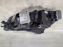 Laden Sie das Bild in den Galerie-Viewer, Frontscheinwerfer Skoda Superb III 3V1941016E Rechts Scheinwerfer Headlight SCH4867218421jn