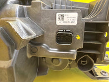 Laden Sie das Bild in den Galerie-Viewer, Frontscheinwerfer BMW 2 U06 5A42244-09 LED Rechts Scheinwerfer Headlight SCH4867953683jz