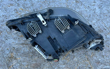 Laden Sie das Bild in den Galerie-Viewer, Frontscheinwerfer BMW 5 F07 7199613 Xenon Links Scheinwerfer Headlight SCH4876369438jc
