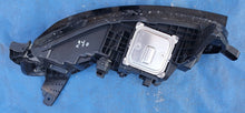Laden Sie das Bild in den Galerie-Viewer, Frontscheinwerfer Renault Megane E-Tech 260102443 Rechts Scheinwerfer Headlight SCH4881744258wq