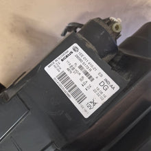 Laden Sie das Bild in den Galerie-Viewer, Frontscheinwerfer Renault Trafic III 260605173R B-56KOD 85122000 Links Headlight SCH4887574246qb