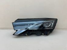 Laden Sie das Bild in den Galerie-Viewer, Frontscheinwerfer Skoda Octavia IV 5E4941035 Links Scheinwerfer Headlight SCH4898161004vw