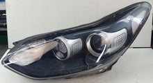 Laden Sie das Bild in den Galerie-Viewer, Frontscheinwerfer Kia Sportage 92101-F1110 Links Scheinwerfer Headlight SCH4918134995hh
