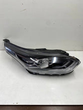 Laden Sie das Bild in den Galerie-Viewer, Frontscheinwerfer Kia Sorento I 92102J7100 Rechts Scheinwerfer Headlight SCH4923539202wa