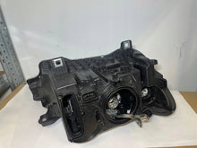 Laden Sie das Bild in den Galerie-Viewer, Frontscheinwerfer BMW 710815029067 Links Scheinwerfer Headlight SCH4935284495pv