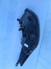 Laden Sie das Bild in den Galerie-Viewer, Frontscheinwerfer Hyundai I30 92101-A6020 Links Scheinwerfer Headlight SCH4937010141wr