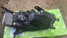 Load image into Gallery viewer, Frontscheinwerfer Dacia Sandero III 260602561R LED Links Scheinwerfer Headlight SCH4943736142dk