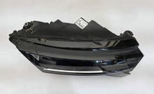 Laden Sie das Bild in den Galerie-Viewer, Frontscheinwerfer Skoda Octavia IV 5E4941010 LED Rechts Scheinwerfer Headlight SCH4950153299sz