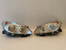 Laden Sie das Bild in den Galerie-Viewer, Frontscheinwerfer Opel Corsa D 13186381 13186382 Ein Stück (Rechts oder Links) SCH4952737780rt