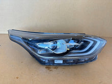 Laden Sie das Bild in den Galerie-Viewer, Frontscheinwerfer Kia Ceed 92102-J7XXX Rechts Scheinwerfer Headlight SCH4956901710wa