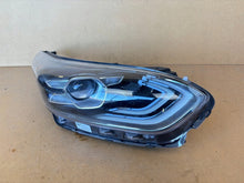 Laden Sie das Bild in den Galerie-Viewer, Frontscheinwerfer Kia Ceed 92102-J7XXX Rechts Scheinwerfer Headlight SCH4956901710wa