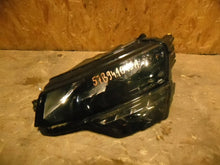 Laden Sie das Bild in den Galerie-Viewer, Frontscheinwerfer Skoda Karoq 57B941015A LED Links Scheinwerfer Headlight SCH4963873378ti