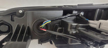 Laden Sie das Bild in den Galerie-Viewer, Frontscheinwerfer Nissan X-Trail I 26120-6RA5A Rechts Scheinwerfer Headlight SCH4967664472ak