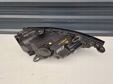 Laden Sie das Bild in den Galerie-Viewer, Frontscheinwerfer Audi A1 82A941033D Links Scheinwerfer Headlight SCH4967887089tb