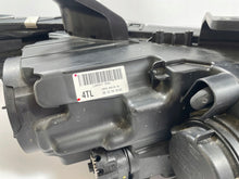 Laden Sie das Bild in den Galerie-Viewer, Frontscheinwerfer Mitsubishi Outlander III 4BX158301C8 Rechts oder Links SCH4970279941ns