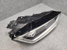 Laden Sie das Bild in den Galerie-Viewer, Frontscheinwerfer VW Golf Sportsvan I 517941060 LED Rechts Headlight SCH4978865274hs