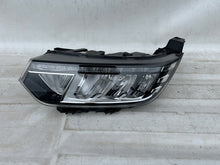 Laden Sie das Bild in den Galerie-Viewer, Frontscheinwerfer Ssangyong Tivoli 83103-35050 LED Links Scheinwerfer Headlight SCH4984116758yp