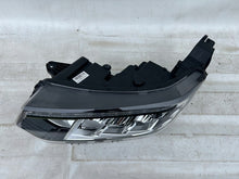 Laden Sie das Bild in den Galerie-Viewer, Frontscheinwerfer Ssangyong Tivoli 83103-35050 LED Links Scheinwerfer Headlight SCH4984116758yp