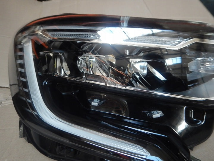 Frontscheinwerfer Renault Captur II 260104900R Rechts Scheinwerfer Headlight SCH4988091160xg