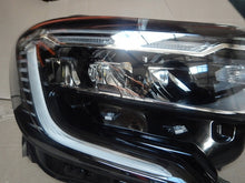 Laden Sie das Bild in den Galerie-Viewer, Frontscheinwerfer Renault Captur II 260104900R Rechts Scheinwerfer Headlight SCH4988091160xg
