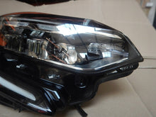 Laden Sie das Bild in den Galerie-Viewer, Frontscheinwerfer Renault Captur II 260104900R Rechts Scheinwerfer Headlight SCH4988091160xg