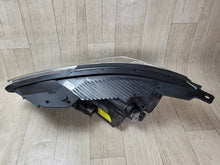 Laden Sie das Bild in den Galerie-Viewer, Frontscheinwerfer Hyundai Ioniq 92102-G2 Xenon Rechts Scheinwerfer Headlight SCH4988297521jh