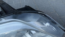 Load image into Gallery viewer, Frontscheinwerfer Ford Mondeo 7S71-13100-BP Rechts Scheinwerfer Headlight SCH4990296277gv